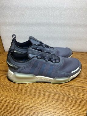 adidas NMD_V3 Athletic Running Shoes in Onix Grey/Ice Mint Mens Size 13